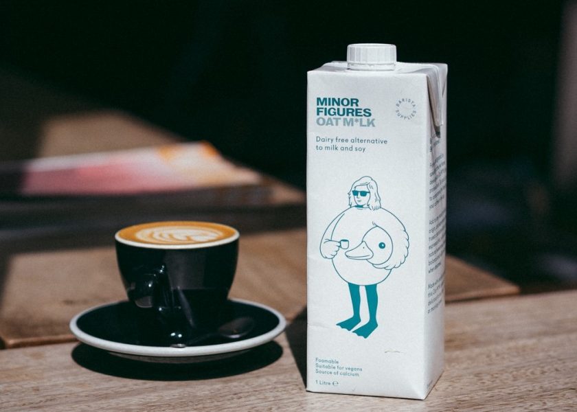 Minors figures oat milk 1L cut